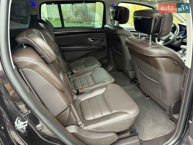 Фиолетовый Рено Эспейс, объемом двигателя 1.6 л и пробегом 204 тыс. км за 16599 $, фото 64 на Automoto.ua