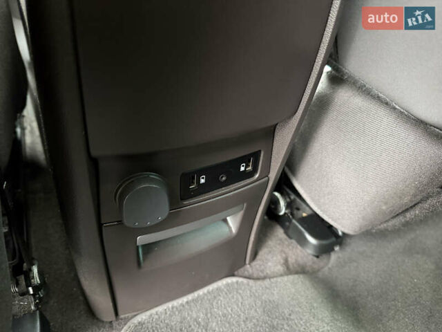 Фиолетовый Рено Эспейс, объемом двигателя 1.6 л и пробегом 204 тыс. км за 16599 $, фото 56 на Automoto.ua