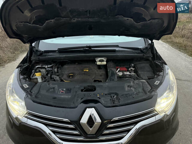 Коричневый Рено Эспейс, объемом двигателя 1.6 л и пробегом 226 тыс. км за 16500 $, фото 15 на Automoto.ua