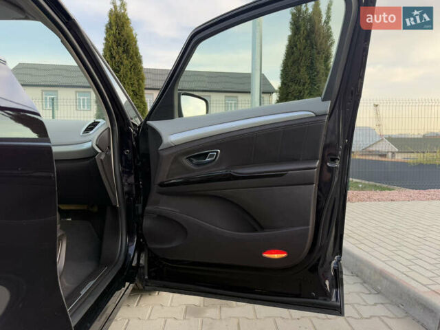 Коричневий Рено Еспейс, об'ємом двигуна 1.6 л та пробігом 165 тис. км за 17500 $, фото 34 на Automoto.ua