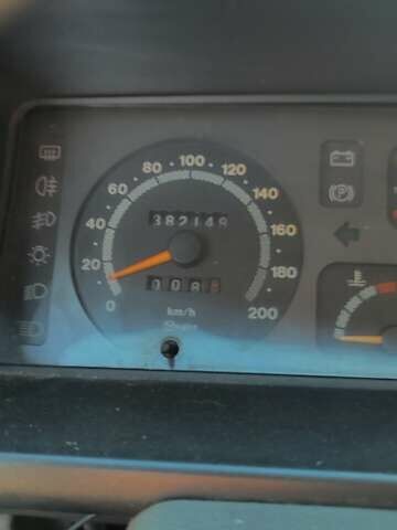 Красный Рено Эспейс, объемом двигателя 2.1 л и пробегом 382 тыс. км за 2500 $, фото 4 на Automoto.ua