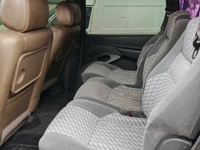 Красный Рено Эспейс, объемом двигателя 2.2 л и пробегом 13 тыс. км за 2700 $, фото 3 на Automoto.ua