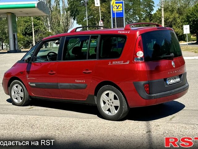 Рено Эспейс 2004 в Запорожье на Automoto.ua Красный Рено Эспейс, объемом двигателя 1.9 л и пробегом 0 тыс. км за 3999 $, фото 2 на Automoto.ua