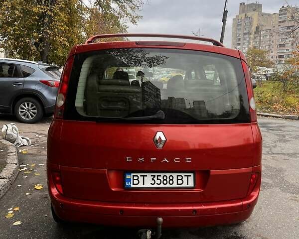 Красный Рено Эспейс, объемом двигателя 2.2 л и пробегом 387 тыс. км за 3600 $, фото 2 на Automoto.ua