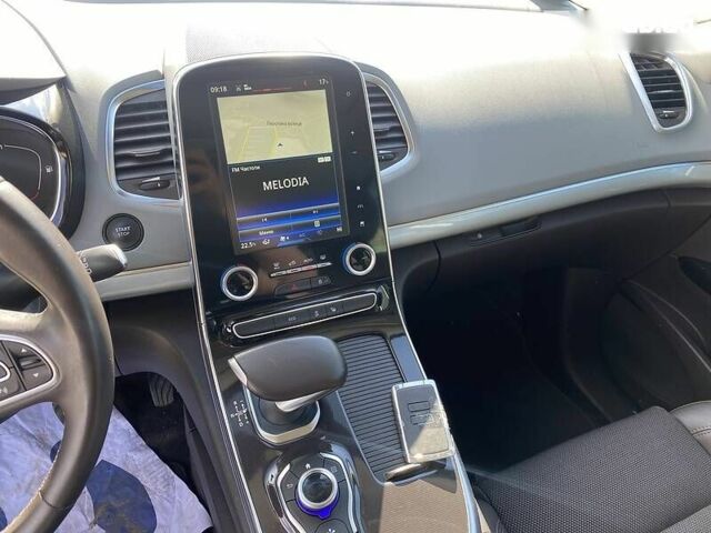 Рено Эспейс 2015 в Львове на Automoto.ua Рено Эспейс, объемом двигателя 1.6 л и пробегом 90 тыс. км за 19000 $, фото 15 на Automoto.ua