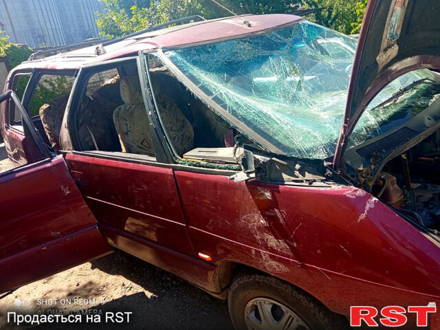 Рено Еспейс, об'ємом двигуна 2.3 л та пробігом 200 тис. км за 499 $, фото 2 на Automoto.ua