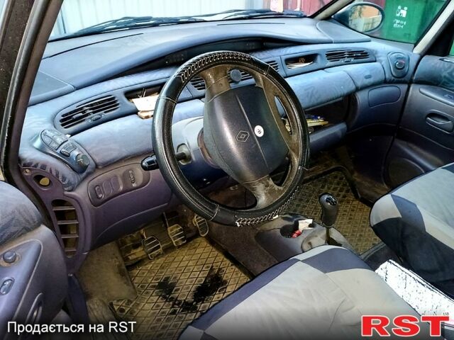 Рено Эспейс, объемом двигателя 2.2 л и пробегом 0 тыс. км за 2500 $, фото 2 на Automoto.ua