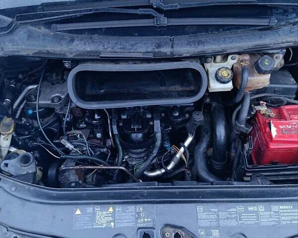 Рено Эспейс, объемом двигателя 2.2 л и пробегом 280 тыс. км за 3300 $, фото 6 на Automoto.ua