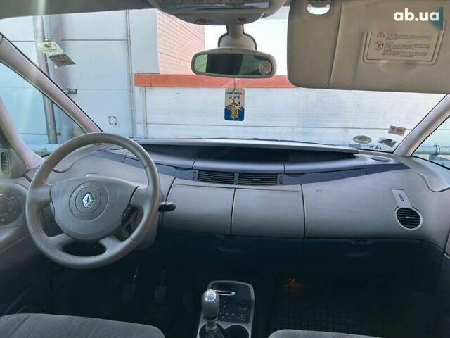 Рено Еспейс 2003 у Києві на Automoto.ua Рено Еспейс, об'ємом двигуна 2.2 л та пробігом 452 тис. км за 4990 $, фото 13 на Automoto.ua