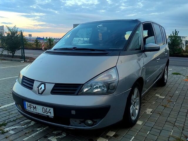 Рено Эспейс 2005 в Одессе на Automoto.ua Рено Эспейс, объемом двигателя 2.2 л и пробегом 300 тыс. км за 2500 $, фото 1 на Automoto.ua