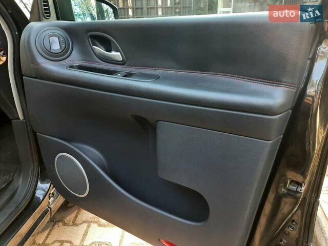Рено Эспейс, объемом двигателя 2 л и пробегом 204 тыс. км за 7500 $, фото 20 на Automoto.ua