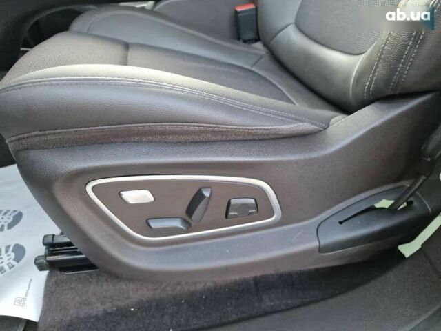 Рено Еспейс, об'ємом двигуна 1.6 л та пробігом 301 тис. км за 13400 $, фото 24 на Automoto.ua