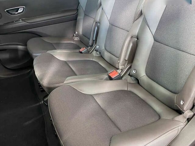 Рено Еспейс, об'ємом двигуна 1.6 л та пробігом 191 тис. км за 16950 $, фото 11 на Automoto.ua