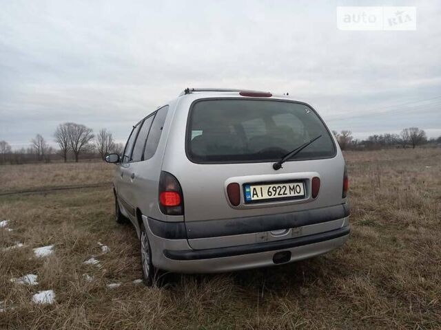 Сірий Рено Еспейс, об'ємом двигуна 2.19 л та пробігом 370 тис. км за 3700 $, фото 7 на Automoto.ua