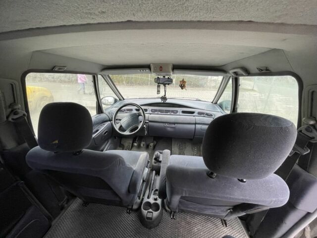 Сірий Рено Еспейс, об'ємом двигуна 2 л та пробігом 79 тис. км за 2700 $, фото 5 на Automoto.ua