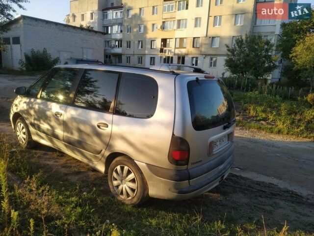 Сірий Рено Еспейс, об'ємом двигуна 2 л та пробігом 240 тис. км за 1900 $, фото 3 на Automoto.ua