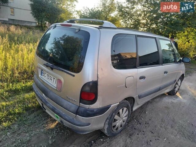 Сірий Рено Еспейс, об'ємом двигуна 2 л та пробігом 240 тис. км за 1900 $, фото 5 на Automoto.ua
