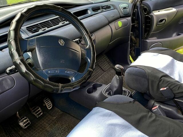 Сірий Рено Еспейс, об'ємом двигуна 2.2 л та пробігом 400 тис. км за 3600 $, фото 6 на Automoto.ua