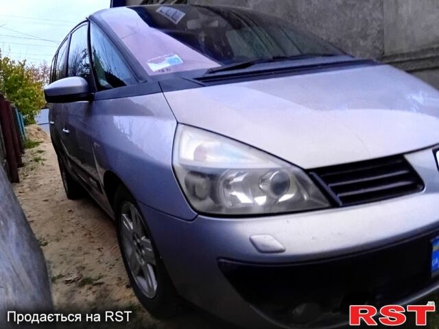 Серый Рено Эспейс, объемом двигателя 2.2 л и пробегом 296 тыс. км за 5000 $, фото 1 на Automoto.ua