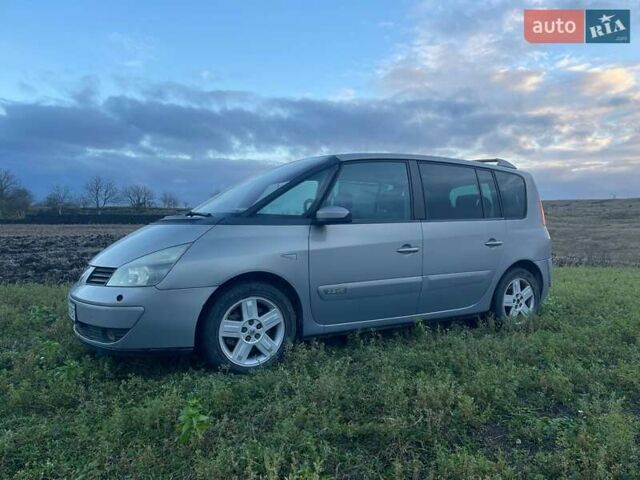 Серый Рено Эспейс, объемом двигателя 2.2 л и пробегом 212 тыс. км за 3800 $, фото 2 на Automoto.ua