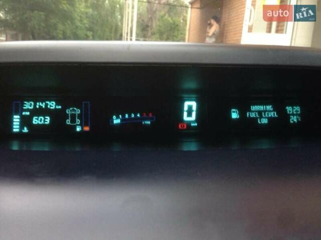 Серый Рено Эспейс, объемом двигателя 2.2 л и пробегом 300 тыс. км за 4500 $, фото 2 на Automoto.ua