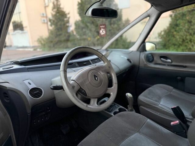 Рено Эспейс 2003 в Одессе на Automoto.ua Серый Рено Эспейс, объемом двигателя 3 л и пробегом 270 тыс. км за 3800 $, фото 6 на Automoto.ua