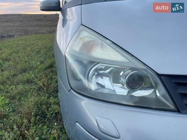 Серый Рено Эспейс, объемом двигателя 2.2 л и пробегом 212 тыс. км за 3800 $, фото 33 на Automoto.ua