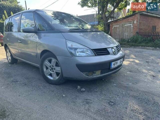 Серый Рено Эспейс, объемом двигателя 2.2 л и пробегом 250 тыс. км за 2700 $, фото 3 на Automoto.ua
