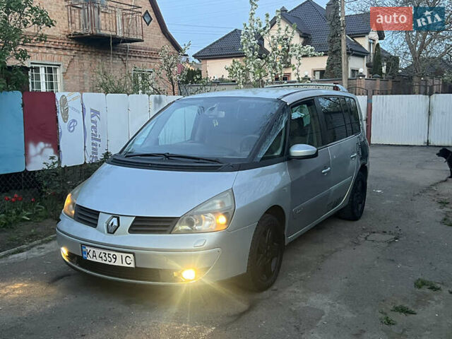 Серый Рено Эспейс, объемом двигателя 2.2 л и пробегом 248 тыс. км за 2400 $, фото 10 на Automoto.ua