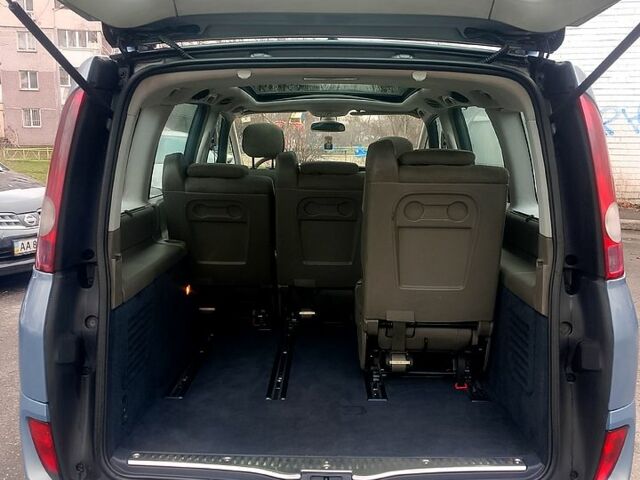 Серый Рено Эспейс, объемом двигателя 2.2 л и пробегом 0 тыс. км за 3800 $, фото 12 на Automoto.ua