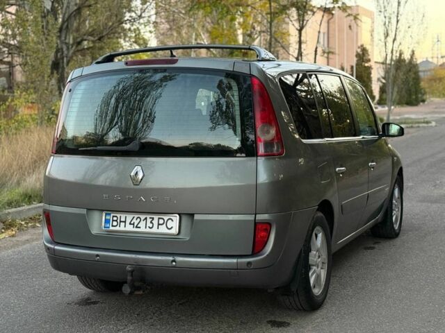 Рено Эспейс 2003 в Одессе на Automoto.ua Серый Рено Эспейс, объемом двигателя 3 л и пробегом 270 тыс. км за 3800 $, фото 2 на Automoto.ua