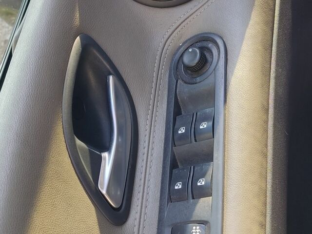 Сірий Рено Еспейс, об'ємом двигуна 2.2 л та пробігом 312 тис. км за 3800 $, фото 13 на Automoto.ua