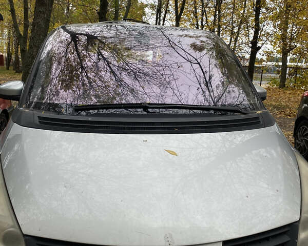 Рено Эспейс 2004 в Черкассах на Automoto.ua Серый Рено Эспейс, объемом двигателя 2 л и пробегом 555 тыс. км за 3100 $, фото 1 на Automoto.ua