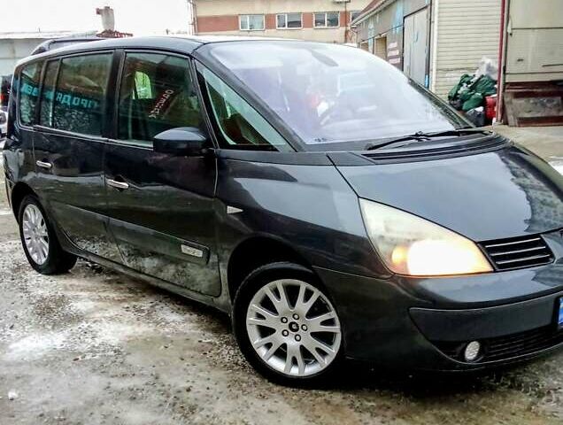 Серый Рено Эспейс, объемом двигателя 1.87 л и пробегом 242 тыс. км за 3999 $, фото 5 на Automoto.ua