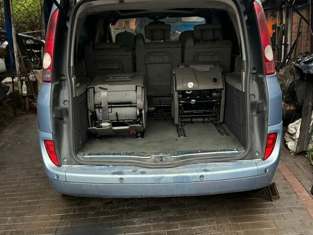 Серый Рено Эспейс, объемом двигателя 3 л и пробегом 200 тыс. км за 1000 $, фото 4 на Automoto.ua