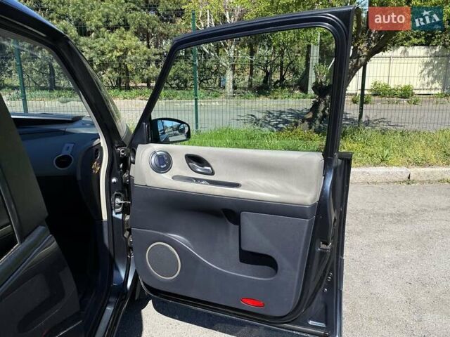 Серый Рено Эспейс, объемом двигателя 2 л и пробегом 187 тыс. км за 5499 $, фото 34 на Automoto.ua