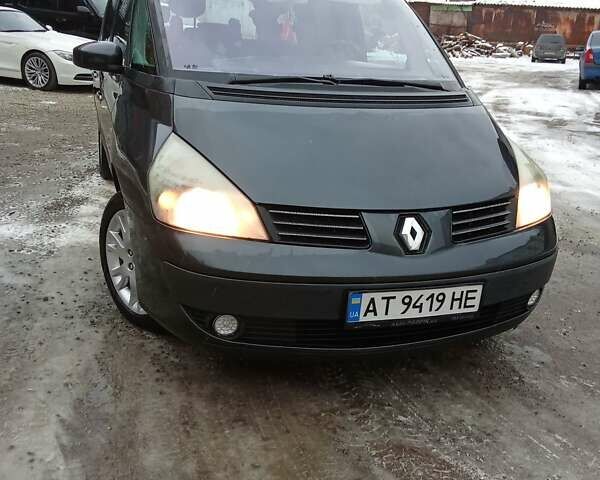 Серый Рено Эспейс, объемом двигателя 1.87 л и пробегом 242 тыс. км за 3999 $, фото 7 на Automoto.ua