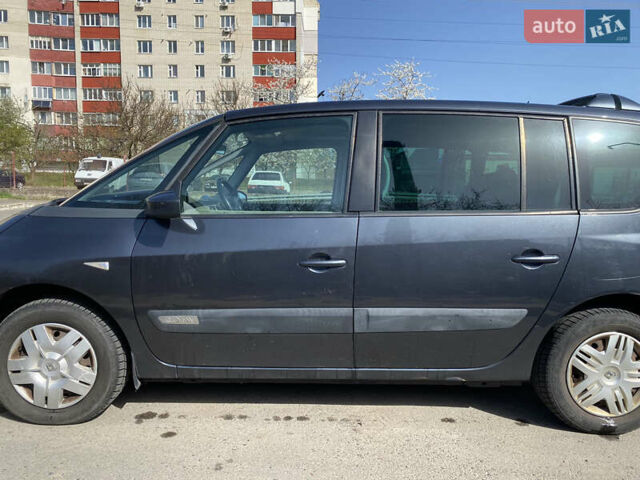 Серый Рено Эспейс, объемом двигателя 2 л и пробегом 284 тыс. км за 5150 $, фото 7 на Automoto.ua