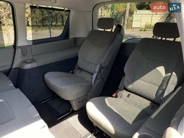 Серый Рено Эспейс, объемом двигателя 2 л и пробегом 187 тыс. км за 5499 $, фото 50 на Automoto.ua