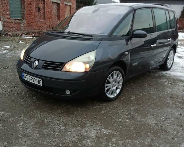 Серый Рено Эспейс, объемом двигателя 1.87 л и пробегом 242 тыс. км за 3999 $, фото 11 на Automoto.ua