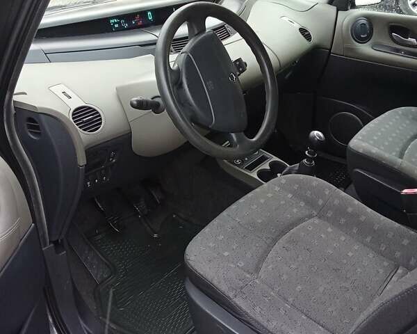 Серый Рено Эспейс, объемом двигателя 1.87 л и пробегом 242 тыс. км за 3999 $, фото 35 на Automoto.ua