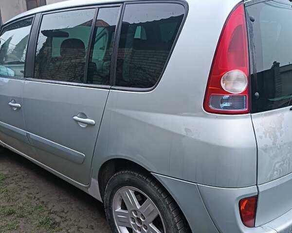 Серый Рено Эспейс, объемом двигателя 2.19 л и пробегом 360 тыс. км за 3700 $, фото 26 на Automoto.ua