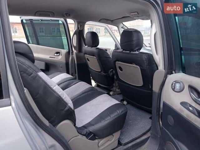 Серый Рено Эспейс, объемом двигателя 2 л и пробегом 254 тыс. км за 4600 $, фото 5 на Automoto.ua