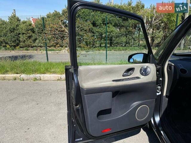 Серый Рено Эспейс, объемом двигателя 2 л и пробегом 187 тыс. км за 5499 $, фото 12 на Automoto.ua