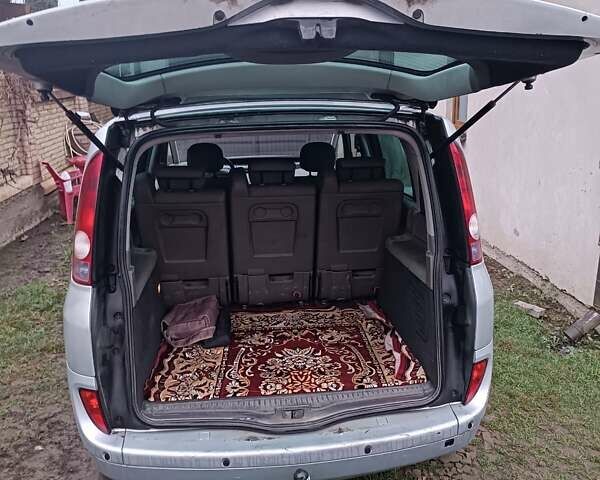 Серый Рено Эспейс, объемом двигателя 2.19 л и пробегом 360 тыс. км за 3700 $, фото 27 на Automoto.ua