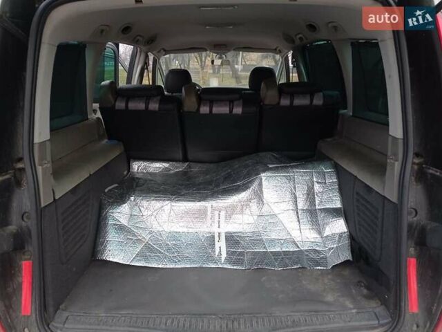 Серый Рено Эспейс, объемом двигателя 2 л и пробегом 254 тыс. км за 4600 $, фото 7 на Automoto.ua