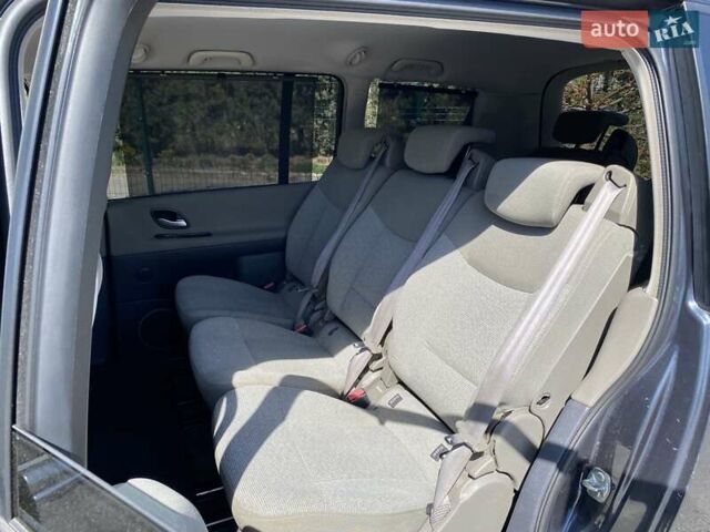 Серый Рено Эспейс, объемом двигателя 2 л и пробегом 187 тыс. км за 5499 $, фото 54 на Automoto.ua