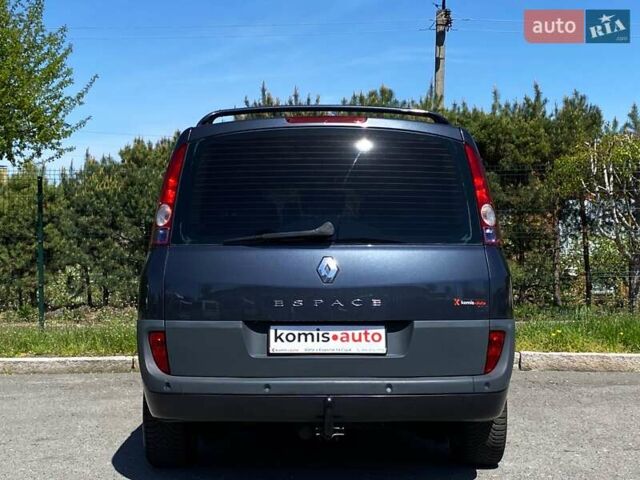Серый Рено Эспейс, объемом двигателя 2 л и пробегом 187 тыс. км за 5499 $, фото 6 на Automoto.ua