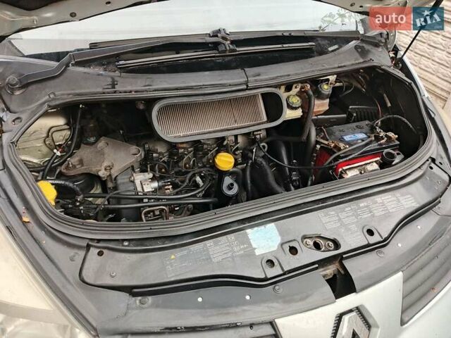 Сірий Рено Еспейс, об'ємом двигуна 1.87 л та пробігом 331 тис. км за 5500 $, фото 22 на Automoto.ua