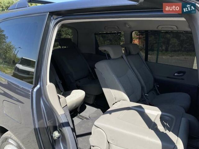 Серый Рено Эспейс, объемом двигателя 2 л и пробегом 187 тыс. км за 5499 $, фото 55 на Automoto.ua